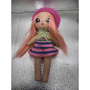 Na Na Na Surprise Nina Nanners Series 2 Girl Doll NaNaNa. Hair was cut short.